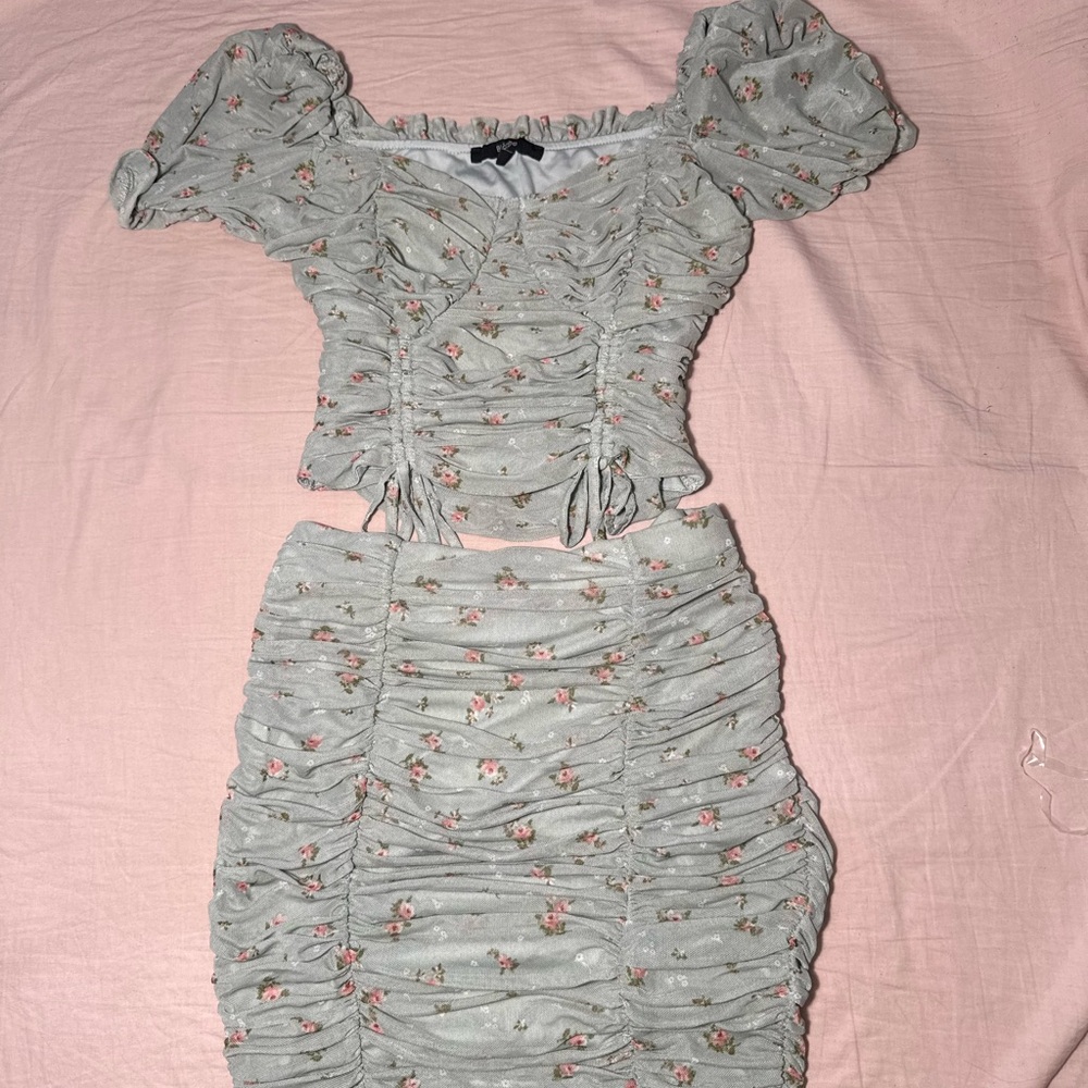 Floral Ruched Women's Skirt Set